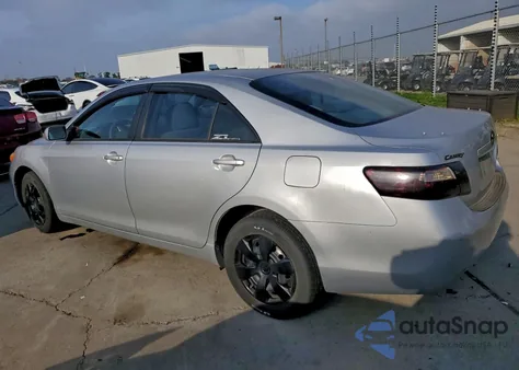 2007 Toyota Camry Ce z USA, uszkodzony, nr VIN 4T1BE46K47U651303